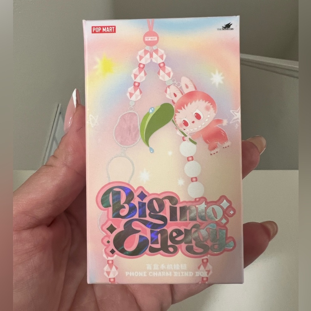 NEW UNOPENED THE MONSTERS Big into Energy Series-Phone Charm Blind Box